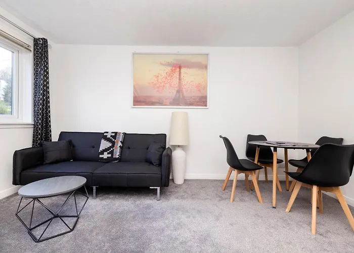 דירה Morningside 2-bedroom - Ground Floor