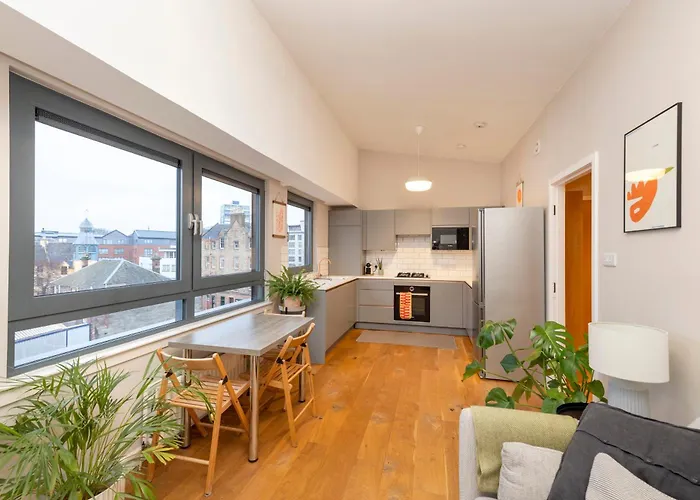 Stylish 2-bedroom In Leith