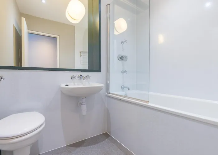 Joivy Meadows Park En-suite Appartement