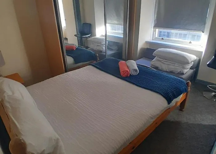 Lovely By Royal Mile