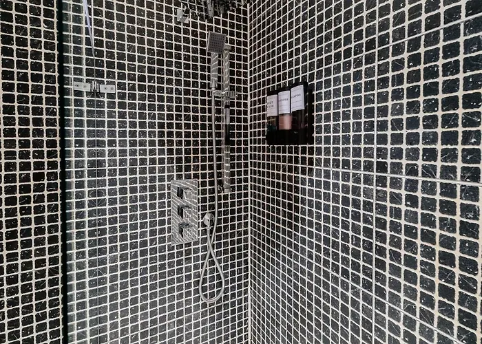 Albions Corner 6 Guests 5 Beds Free Parking דירה *