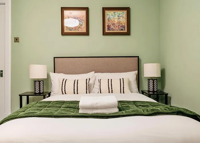 The Hideaway Leith إدنبرة