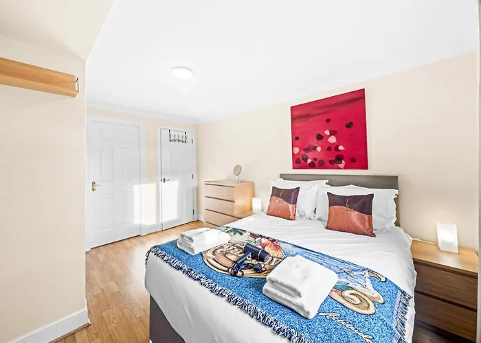 St Clair 2 Bedroom - Leigh, *