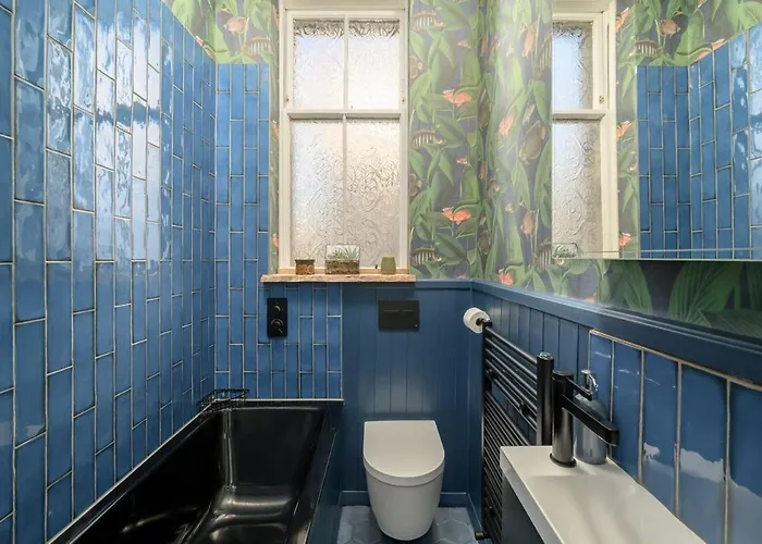 Quiet 1-bed Flat By The Meadows *