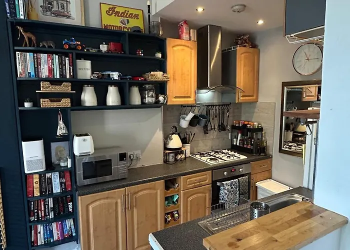 Daire Charming Leith Retreat - Walk To The Shore *