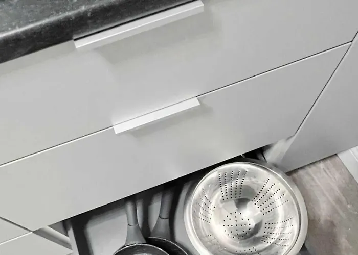 Edinburgh Shore Apartment