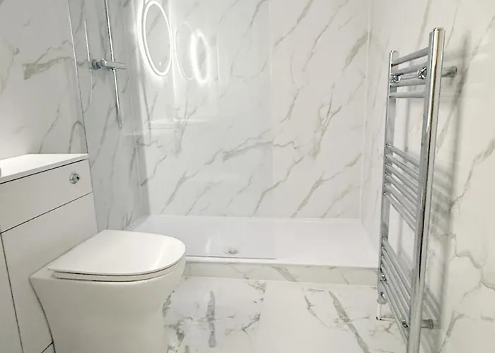 Holyrood Holidays Apartmán