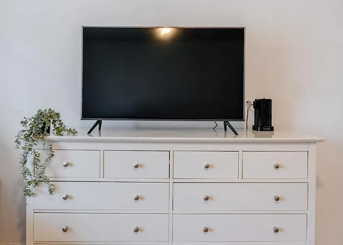 Elliot's Place Free Parking Sleep 4 Cosy Apartamento