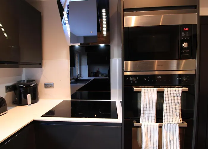 West Luxury 5 Bedroom 公寓 爱丁堡