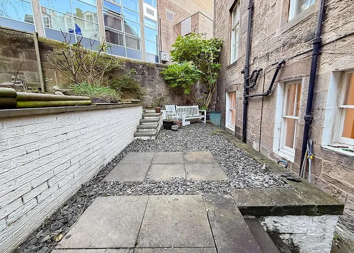 Blantyre Cosy Hideaway Apartment Edinburgh