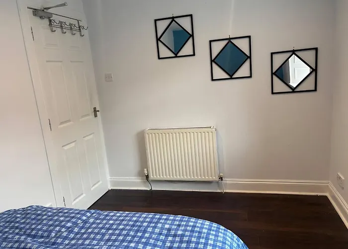 Lovely Quiet Flat Near Centre דירה