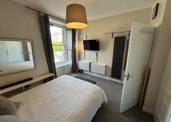 Daire Charming Leith Retreat - Walk To The Shore Edinburgh