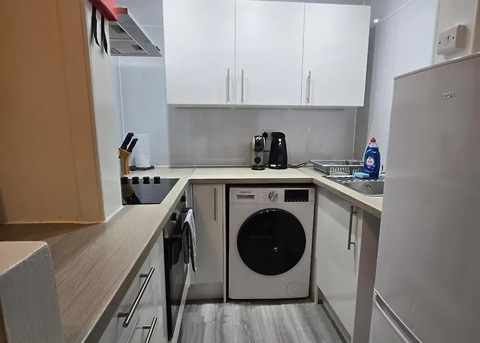 Daire Comfy Semi-central Near Entertainment Park *