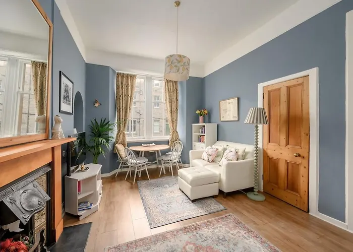 Quiet 1-bed Flat By The Meadows Appartement