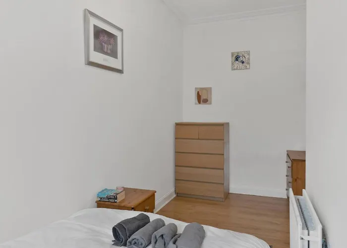 Prime Centre 2br Apartment *