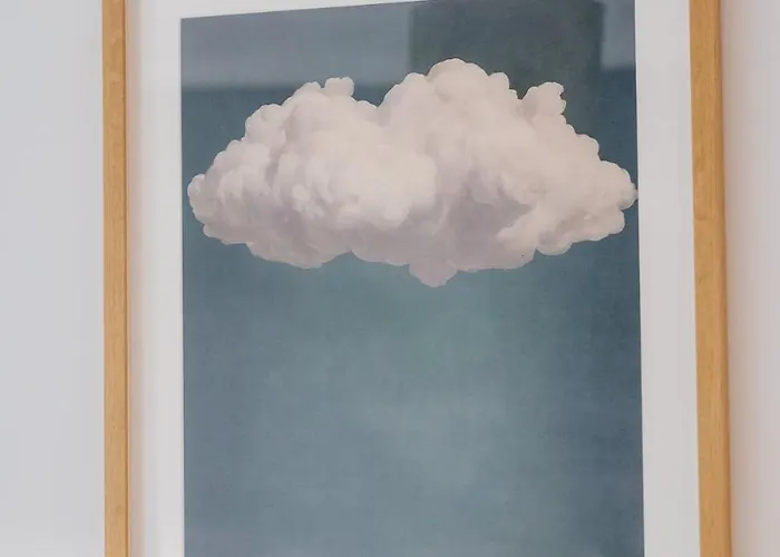 Apartment Bright Sleep 4 15 Minute Centre Free Parking Neaby *