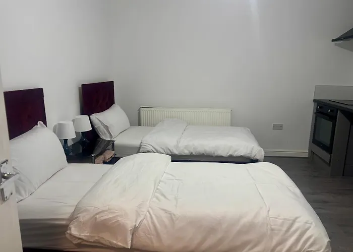 Apartment Cozy Dudley City Studio With 2 Single Beds *