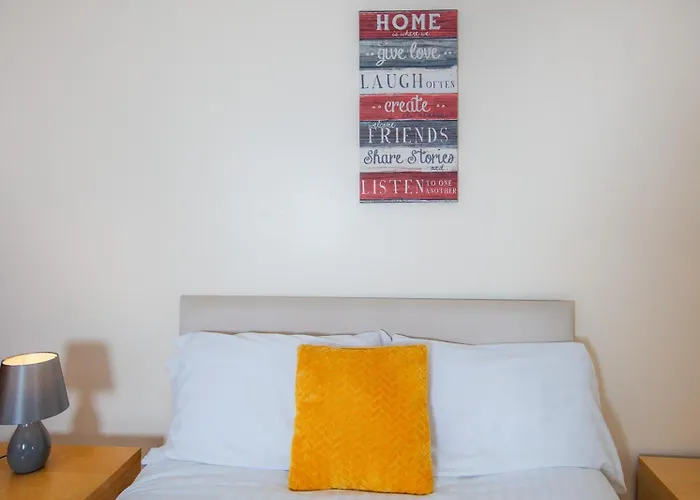 Cosy Arthurs Seat View 4 Bdrm Апартаменты Эдинбург
