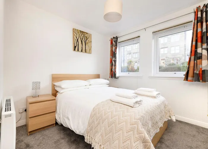 Morningside 2-bedroom - Ground Floor דירה