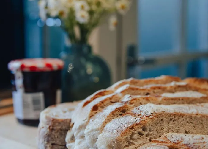 Snug 1 Bed In Edinburgh's Juniper