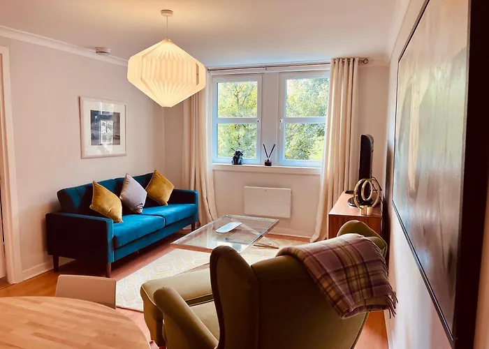 Castle View Retreat 公寓 *