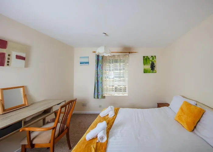 Cosy Arthurs Seat View 4 Bdrm