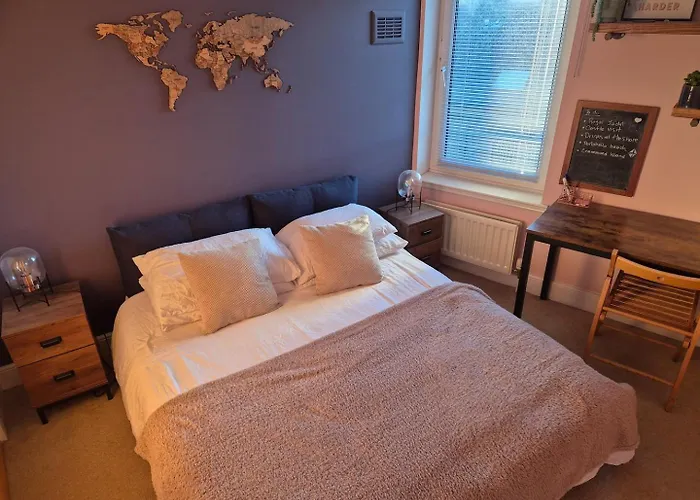 דירה Spacious, Sunny Leith