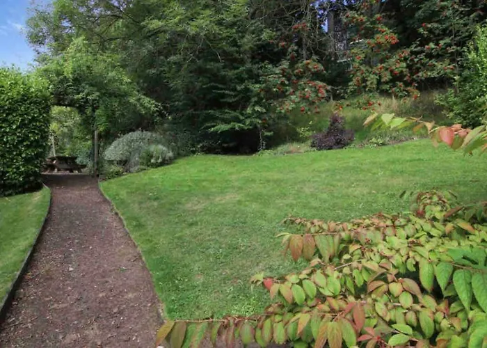 Tranquil 2 Bed Flat, Free Parking, Near Murrayfield & Centre 公寓 *