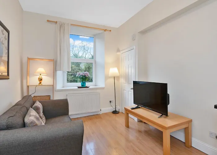 Apartment Charming View With Modern Comforts Edinburgh