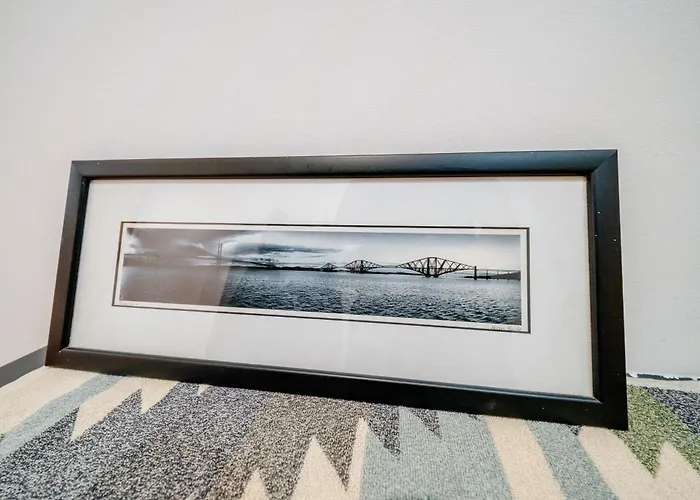 Albions Corner 6 Guests 5 Beds Free Parking אדינבורו