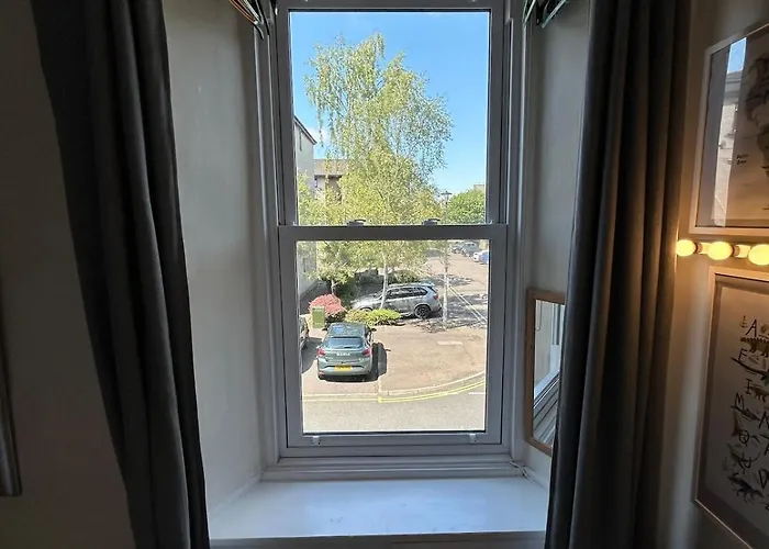 Charming Leith Retreat - Walk To The Shore 公寓