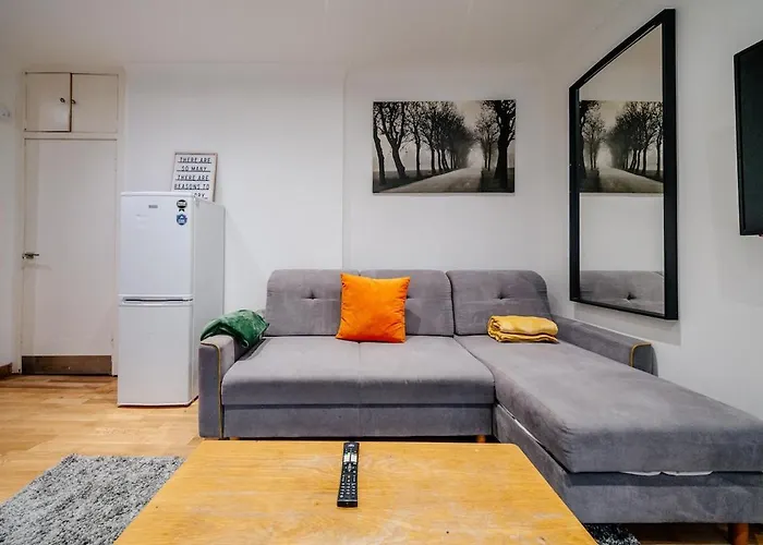 Apartament Milton's Place Sleeps 5, 10 Minutes Walk To Royal Mile
