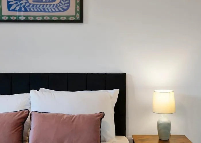 Buie's Runway Retreat Apartment Edinburgh