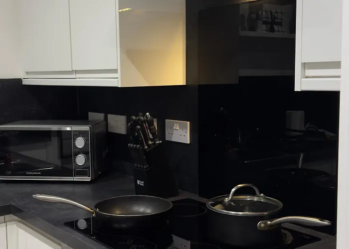 Modern & Cozy In Leith Walk Эдинбург