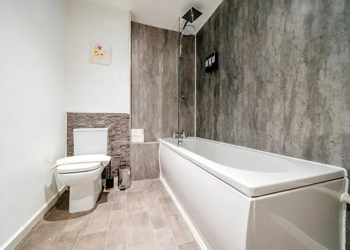 Bottom Of Royal Mile 7 Beds Sleeps 8 3 Bthrooms Apartament *
