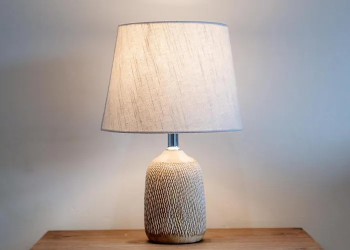 Bottom Of Royal Mile 7 Beds Sleeps 12 3 Bthrooms