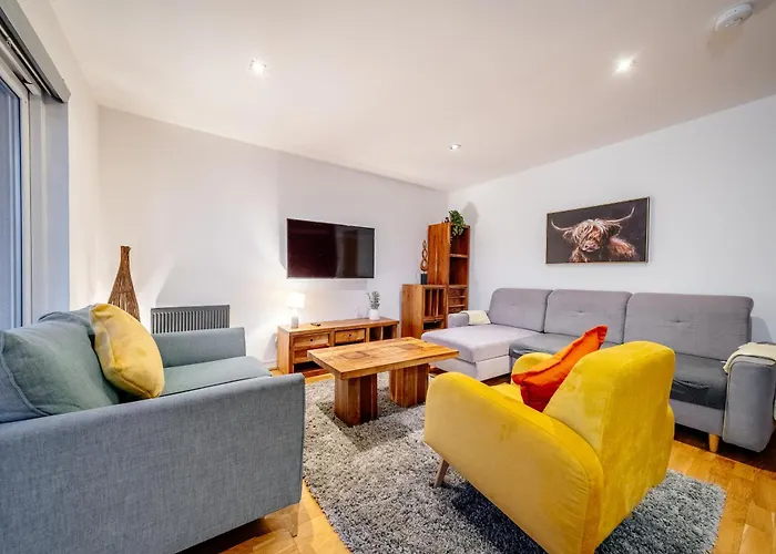 Albions Corner 6 Guests 5 Beds Free Parking דירה אדינבורו