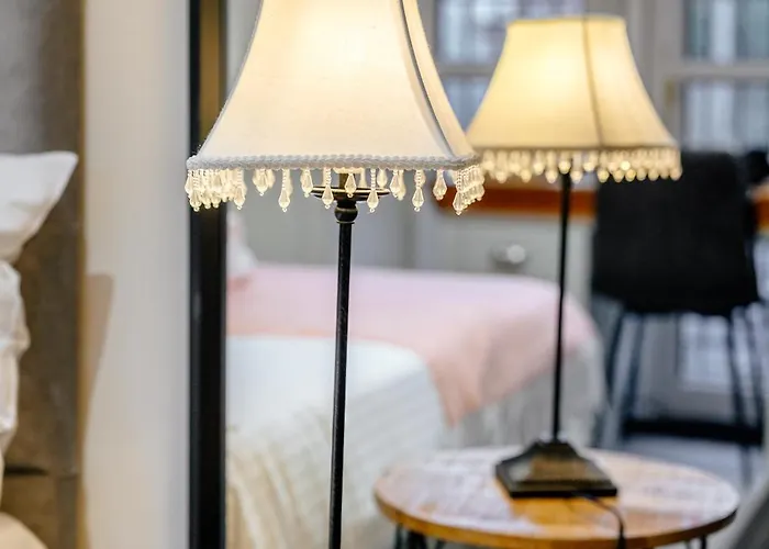 Percys Place Sleep 11, 15 Minute To Centre Free Parking *