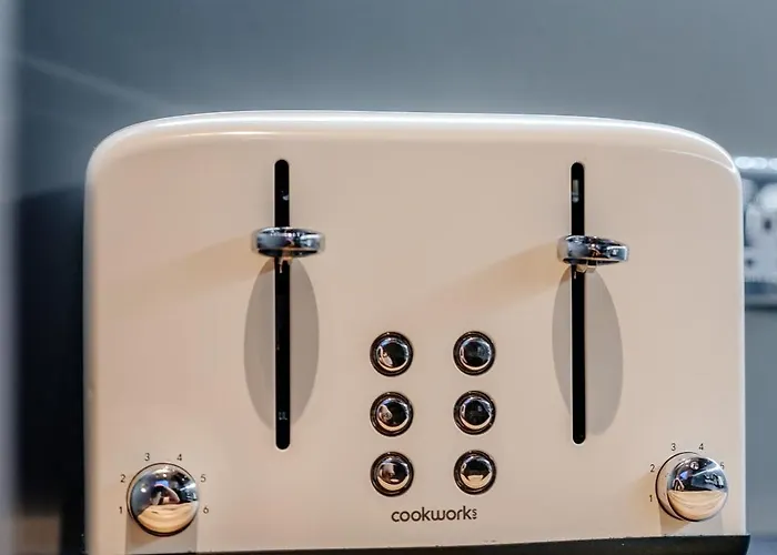 דירה Albions Corner 6 Guests 5 Beds Free Parking אדינבורו