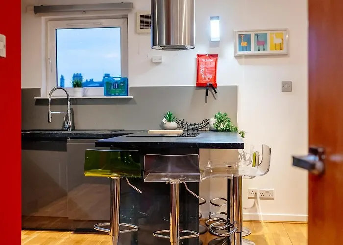Albions Corner 6 Guests 5 Beds Free Parking Apartment Edinburgh