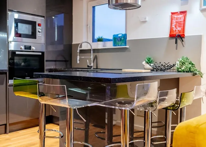 Albions Corner 6 Guests 5 Beds Free Parking *