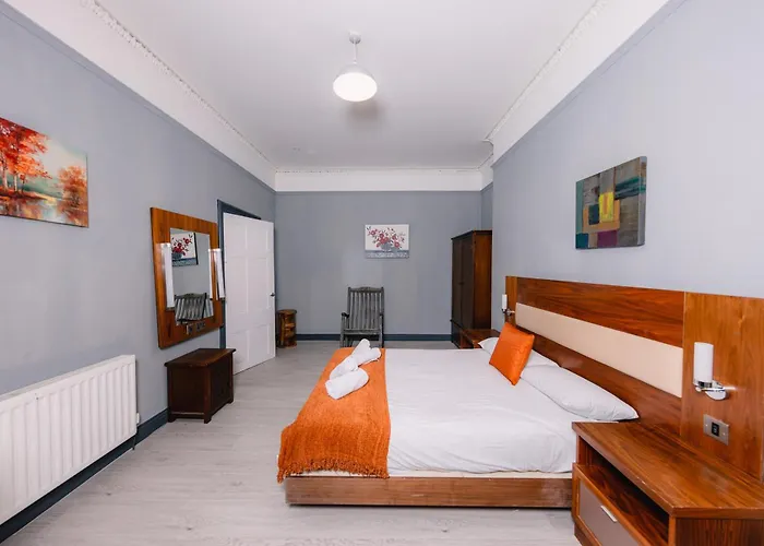 Apartment Calton Hill City-centre 3 Bdrm Edinburgh