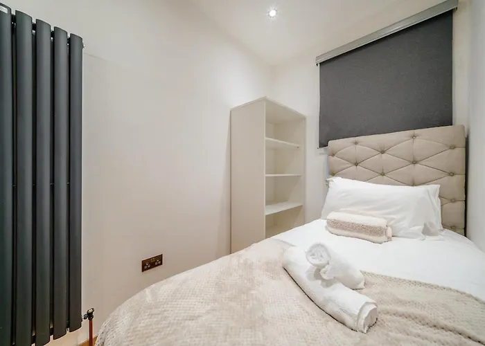 Milton's Place Sleeps 5, 10 Minutes Walk To Royal Mile *