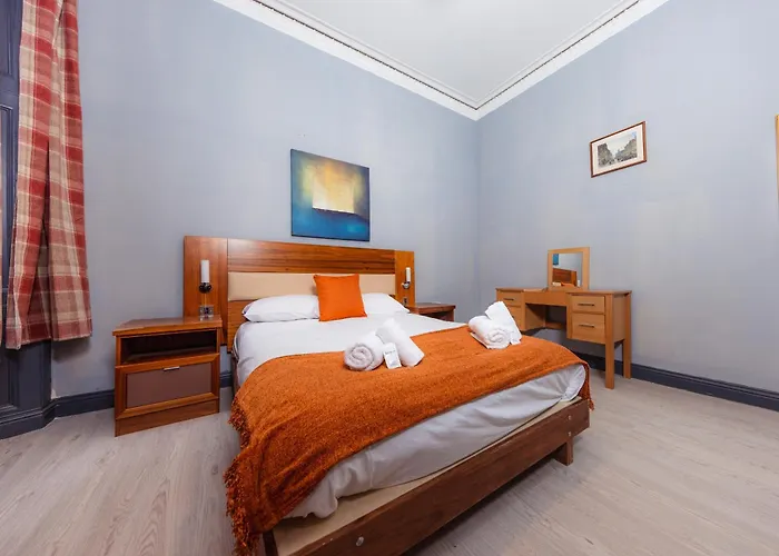 Apartment Calton Hill City-centre 3 Bdrm