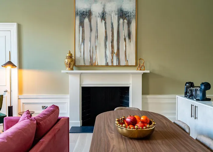 Dragon Luxury At Rutland Square * Edinburgh