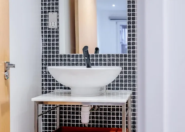 Διαμέρισμα Albions Corner 6 Guests 5 Beds Free Parking *