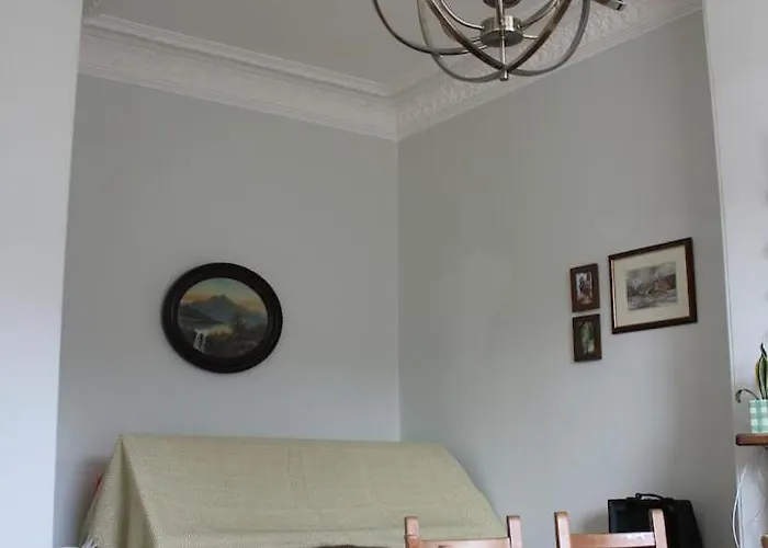 Charming Flat For Couples & Families *