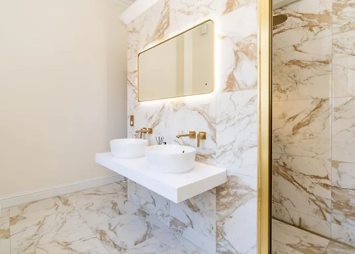 Apartment Dragon Luxury At Rutland Square *