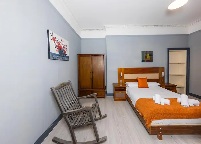 Apartment Calton Hill City-centre 3 Bdrm *