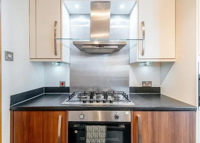 Weston's Penthouse Sleep 11, 8 Beds Free Parking Lejlighed Edinburgh